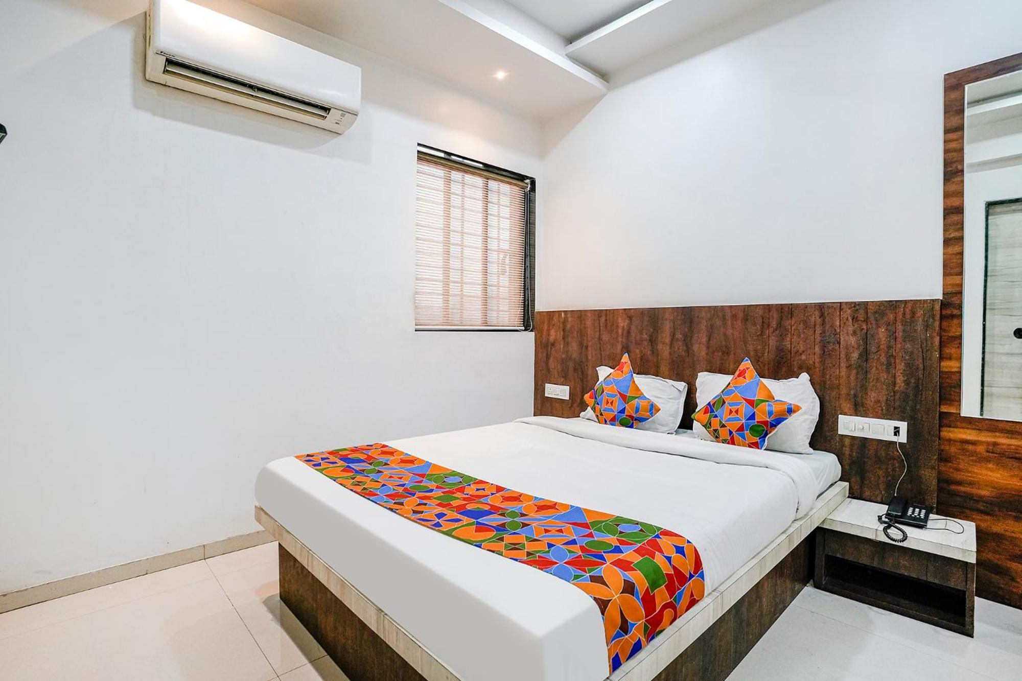 Fabhotel Krishna Inn Kashele Exterior foto